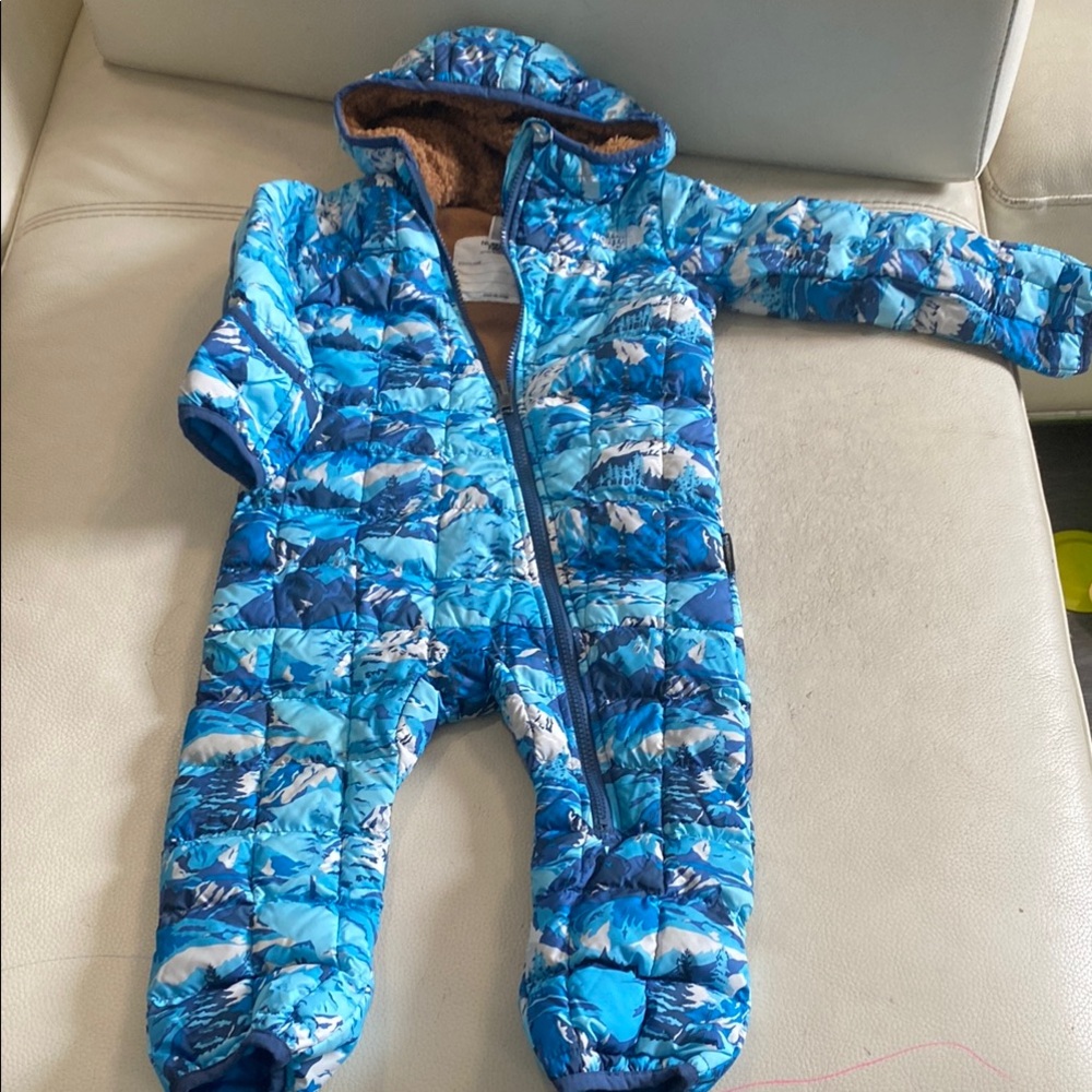 The North Face Thermoball (18-24)